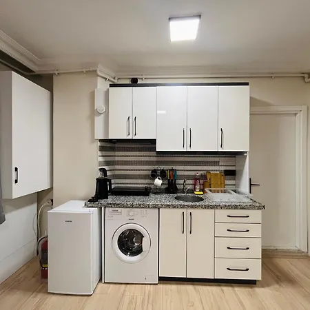 Westley Taksim 4*